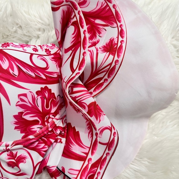 🛑SALE FLAXMAKER one piece Floral Ruffle Swimsuit Never used large - Picture 8 of 9